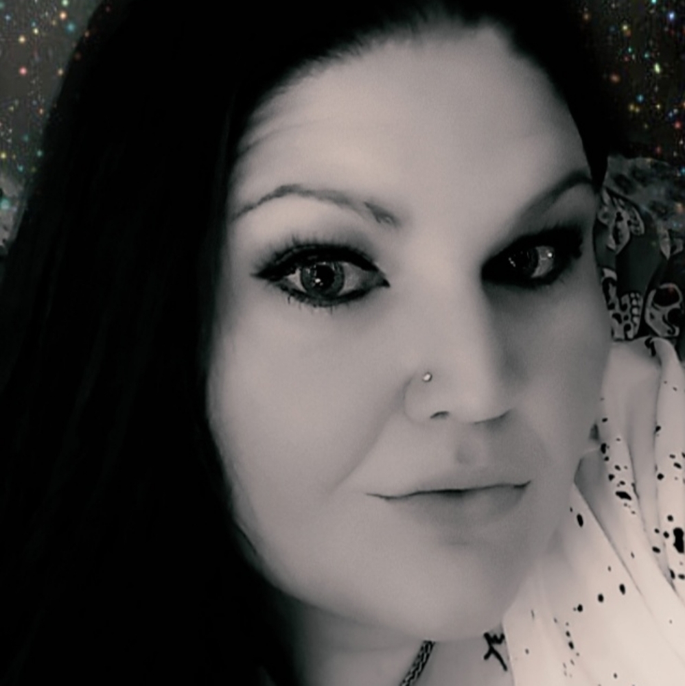 Meet your Posher, Sheila